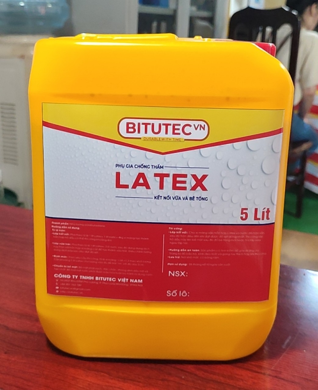 Bitutec-latex phụ gia kết nối và chống thấm cho vữa